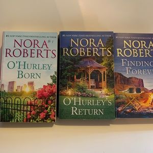Set of Nora Roberts Paperback books